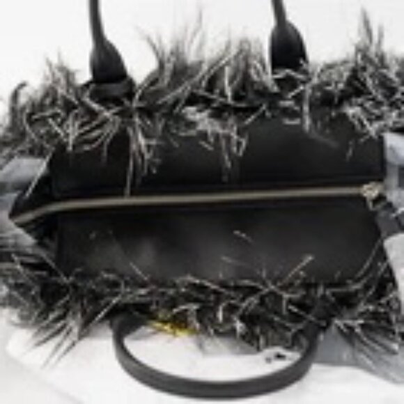 NWT Marc Jacobs The Creature Small Bag in Black/Silver Faux Fur & black leather - Picture 6 of 12